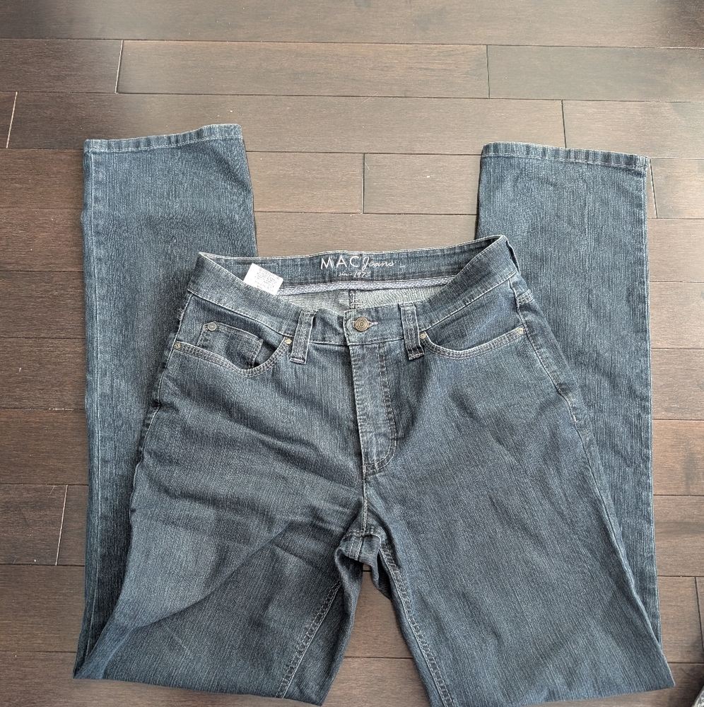 MAC Women's Straight Dark Blue Jeans
